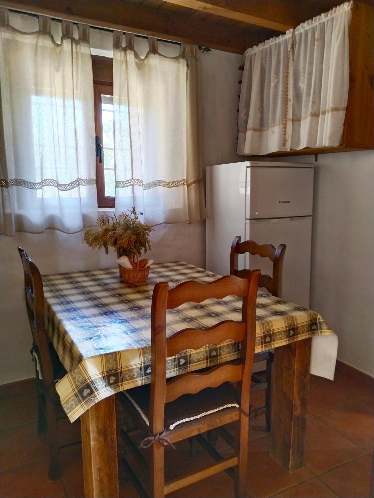 Apartamentos Turisticos La Gitanilla Los Navalucillos Kültér fotó